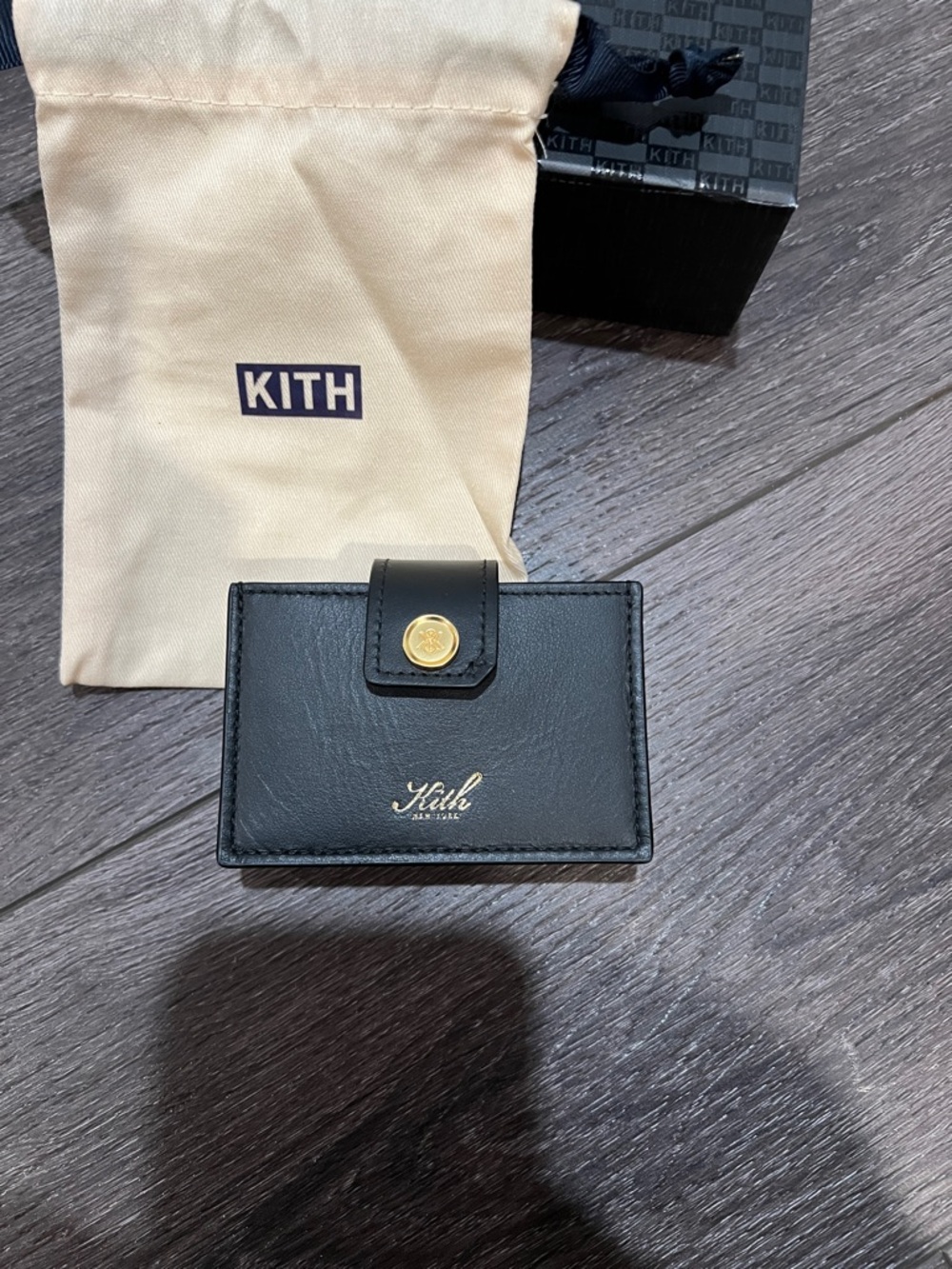 Black Leather Snap card case from KITH - Picture 2 of 5